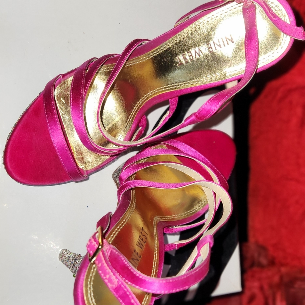 Shoes - Picture 3 of 3